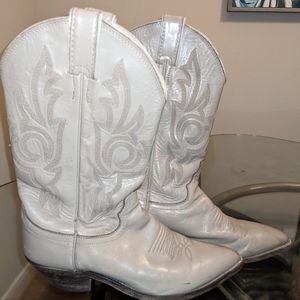 Tan Justin leather cowboy boots - women's 8